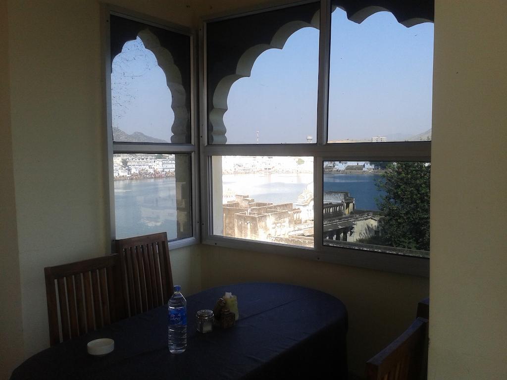 Pushkar Lake Palace Eksteriør billede