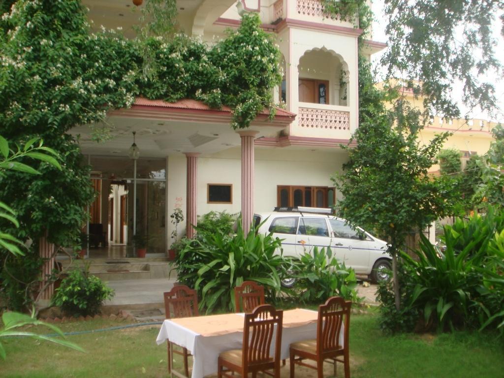 Pushkar Lake Palace Eksteriør billede